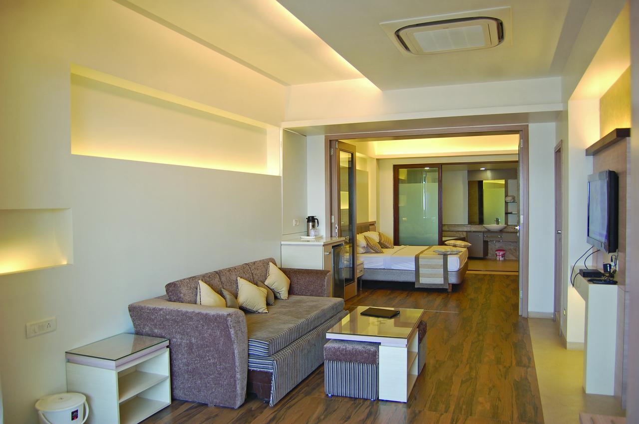 Hotel Miramar Daman Εξωτερικό φωτογραφία