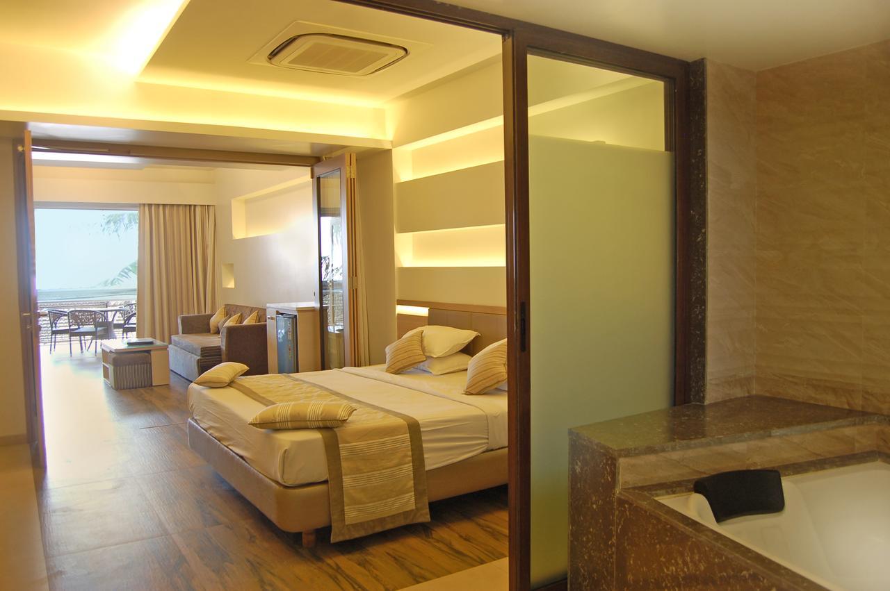 Hotel Miramar Daman Εξωτερικό φωτογραφία